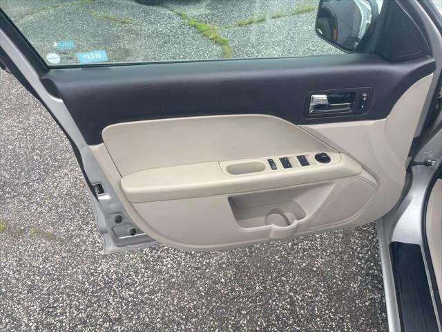 used 2008 Mercury Milan car, priced at $4,105