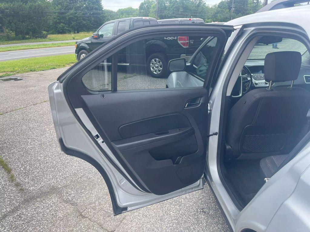 used 2017 Chevrolet Equinox car, priced at $8,400