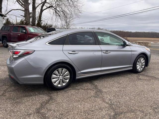 used 2016 Hyundai Sonata Hybrid car, priced at $11,500