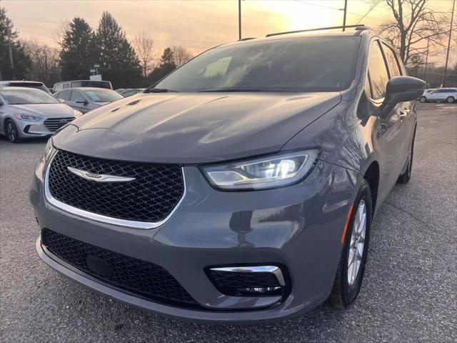 used 2022 Chrysler Pacifica car, priced at $18,500