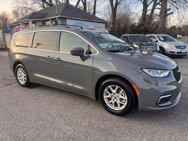 used 2022 Chrysler Pacifica car, priced at $18,500