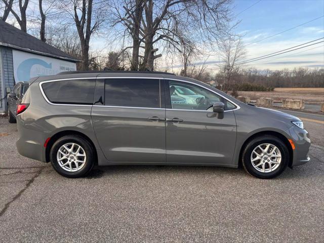 used 2022 Chrysler Pacifica car, priced at $18,500