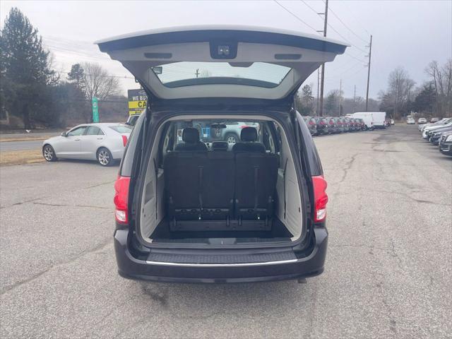 used 2015 Dodge Grand Caravan car, priced at $6,600