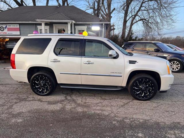 used 2012 Cadillac Escalade car, priced at $11,999