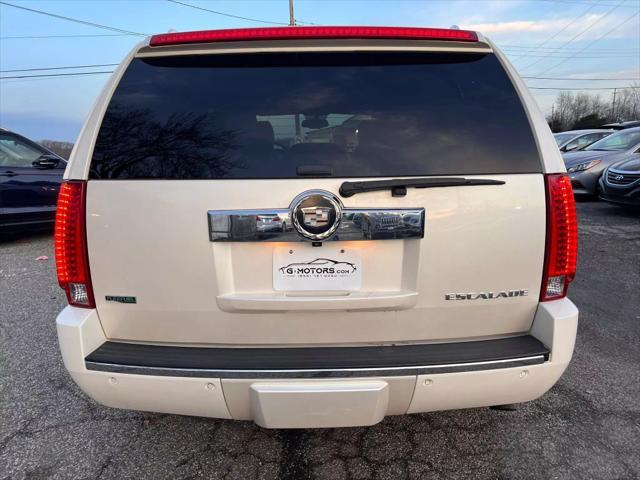 used 2012 Cadillac Escalade car, priced at $11,999