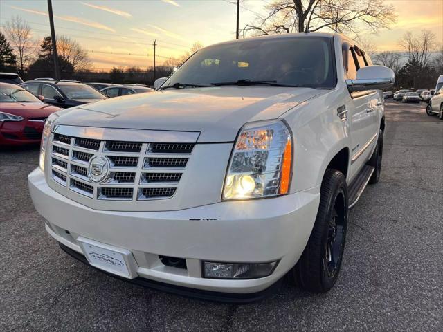 used 2012 Cadillac Escalade car, priced at $11,999