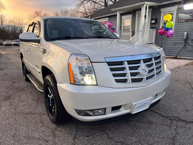 used 2012 Cadillac Escalade car, priced at $11,999