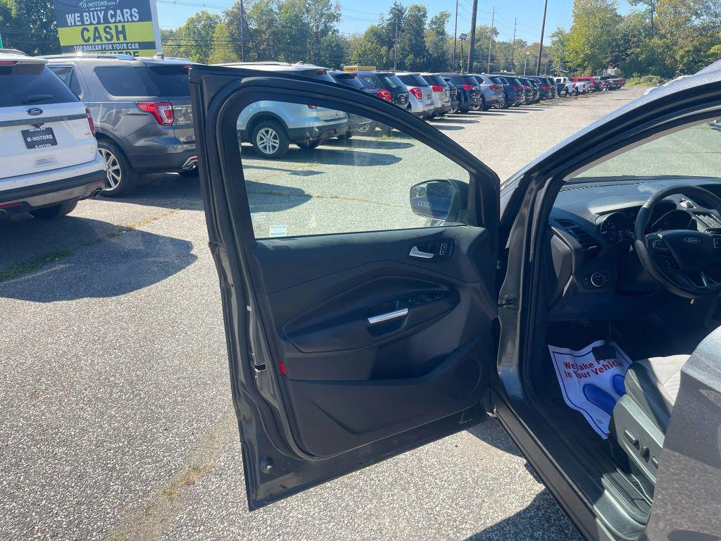 used 2017 Ford Escape car, priced at $7,595