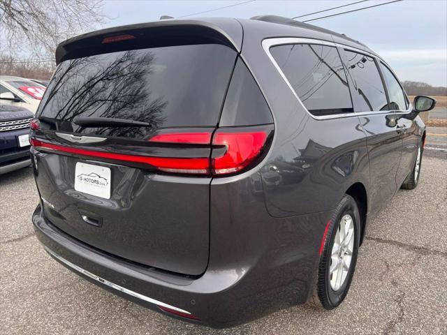 used 2022 Chrysler Pacifica car, priced at $18,500