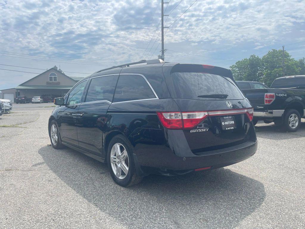 used 2012 Honda Odyssey car, priced at $5,800