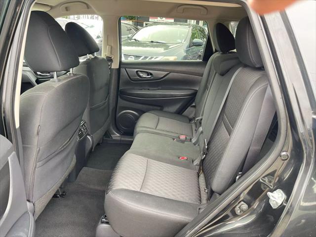 used 2019 Nissan Rogue car, priced at $12,299