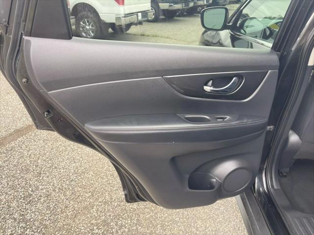 used 2019 Nissan Rogue car, priced at $12,299