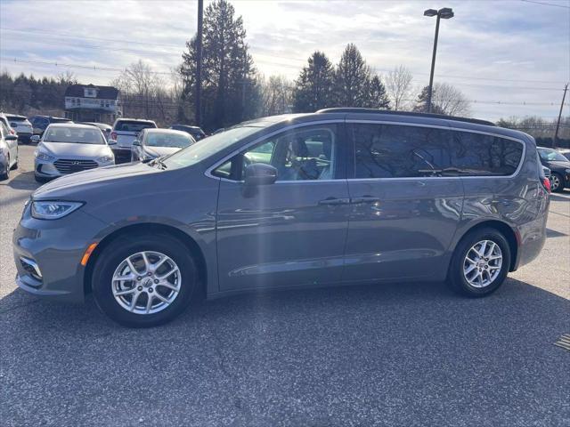 used 2022 Chrysler Pacifica car, priced at $17,999