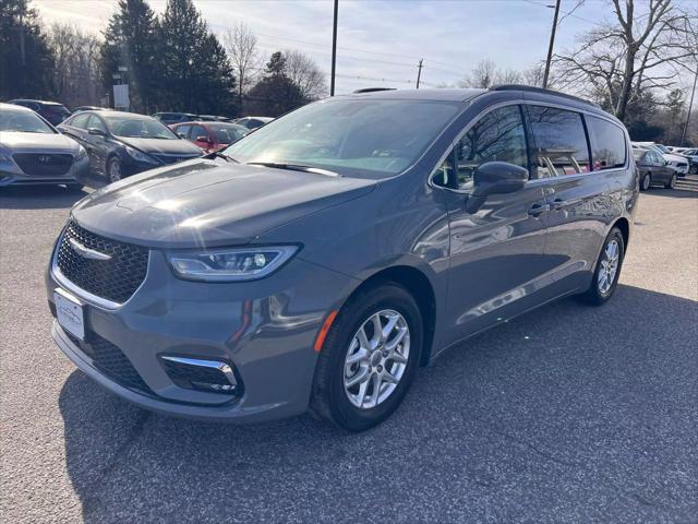 used 2022 Chrysler Pacifica car, priced at $17,999