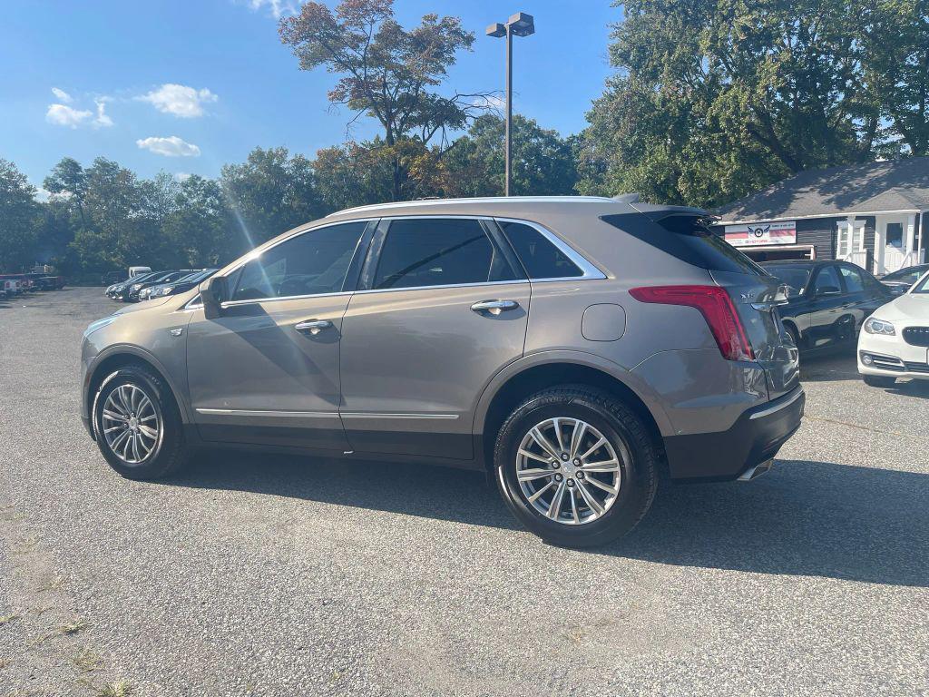 used 2017 Cadillac XT5 car, priced at $9,995