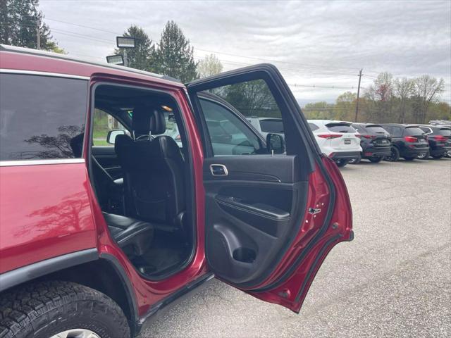 used 2015 Jeep Grand Cherokee car, priced at $10,999