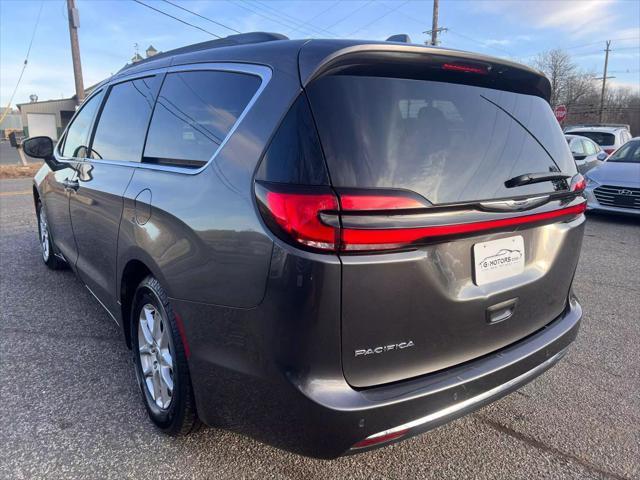 used 2022 Chrysler Pacifica car, priced at $17,999