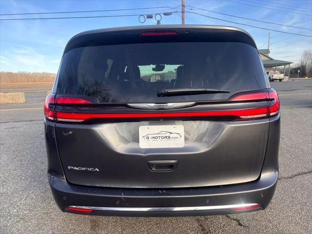 used 2022 Chrysler Pacifica car, priced at $17,999