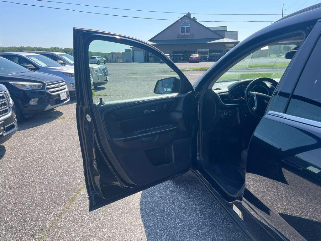 used 2016 Chevrolet Traverse car, priced at $8,695