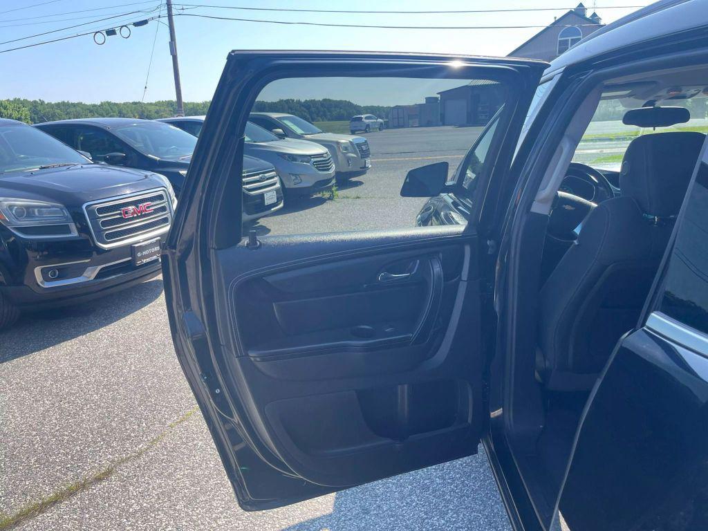 used 2016 Chevrolet Traverse car, priced at $8,695