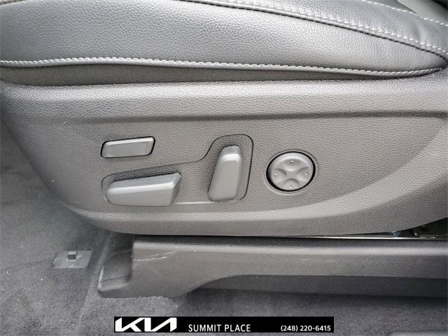 used 2024 Kia Telluride car, priced at $42,277