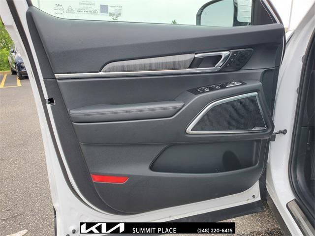 used 2024 Kia Telluride car, priced at $42,277