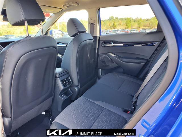 used 2025 Kia Seltos car, priced at $27,977