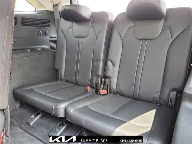 used 2022 Kia Sorento car, priced at $27,977