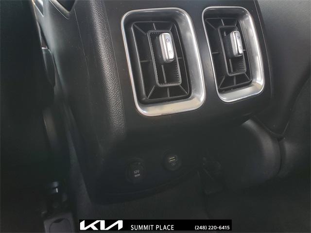 used 2022 Kia Sorento car, priced at $27,977