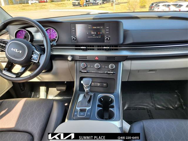 used 2024 Kia Carnival car, priced at $35,777