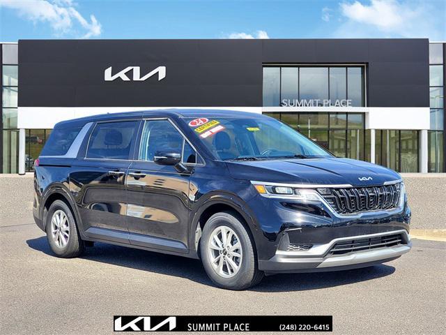 used 2024 Kia Carnival car, priced at $35,777