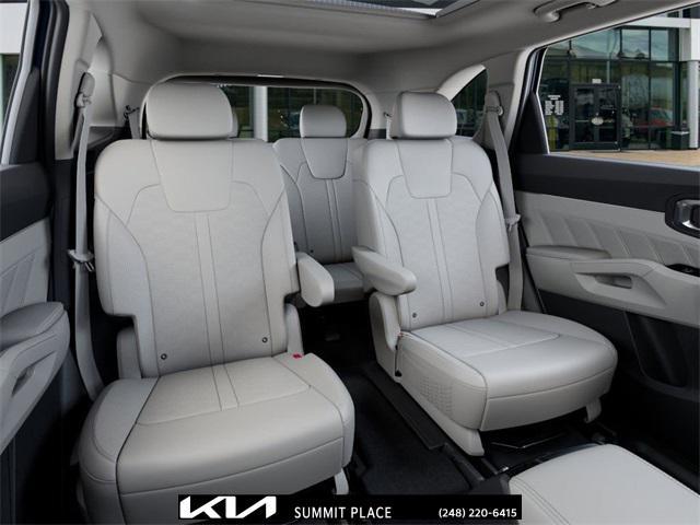new 2025 Kia Sorento car, priced at $41,675