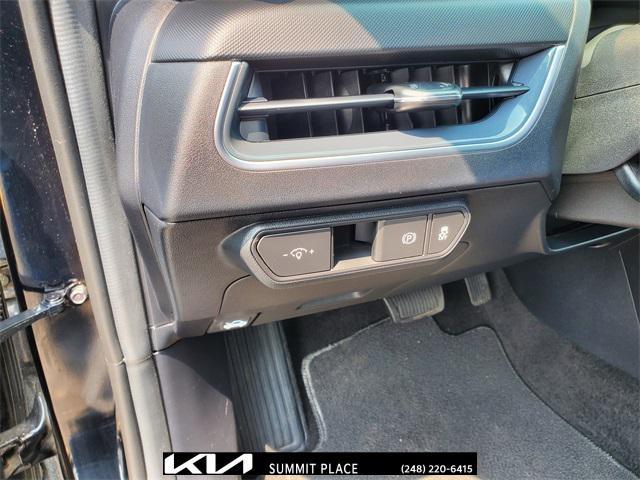 used 2025 Kia K4 car, priced at $23,249