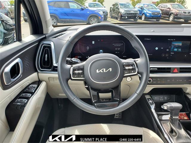 used 2025 Kia Sorento car, priced at $35,677
