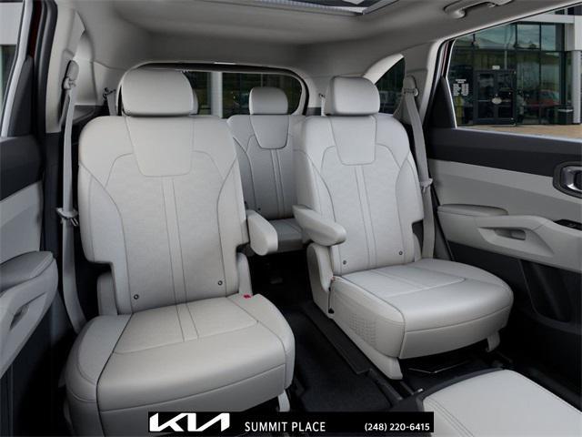 new 2025 Kia Sorento car, priced at $44,605