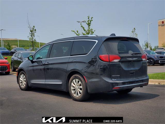 used 2018 Chrysler Pacifica car, priced at $17,477