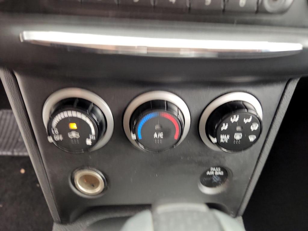 used 2015 Nissan Rogue Select car, priced at $13,998