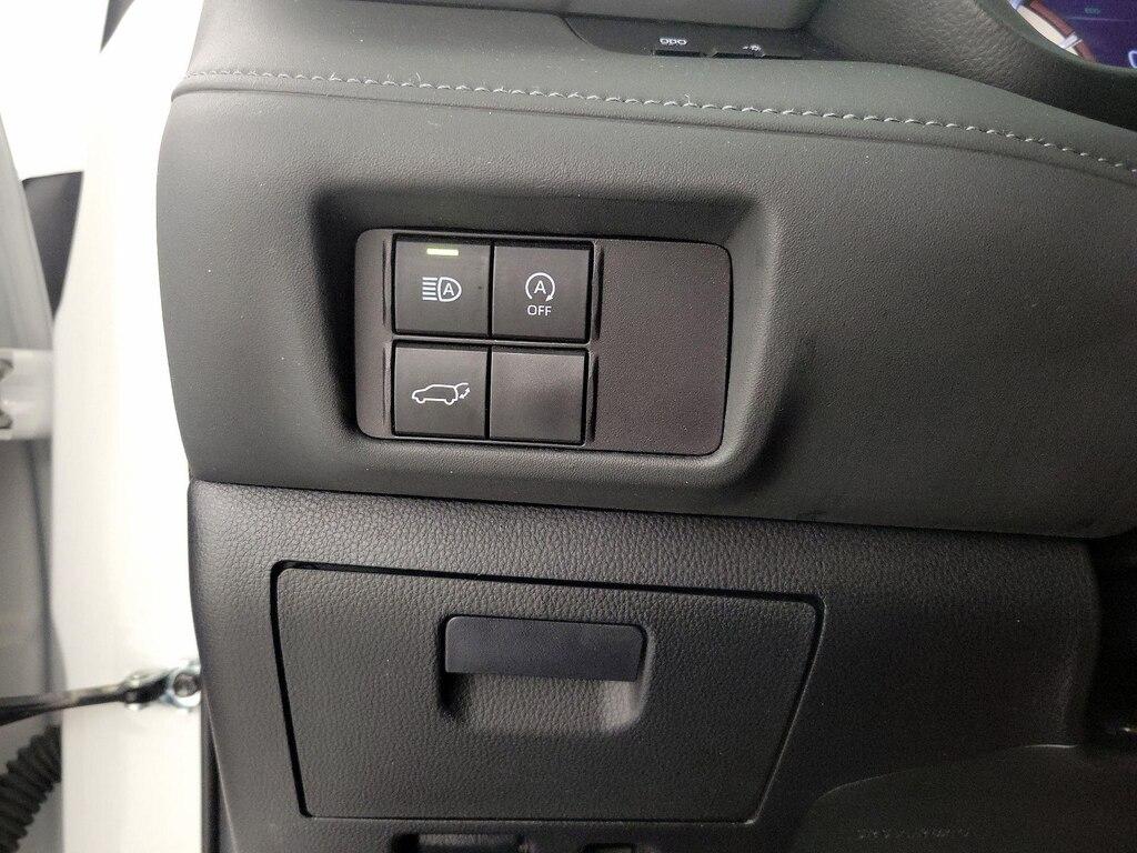 used 2023 Toyota Highlander car, priced at $39,998