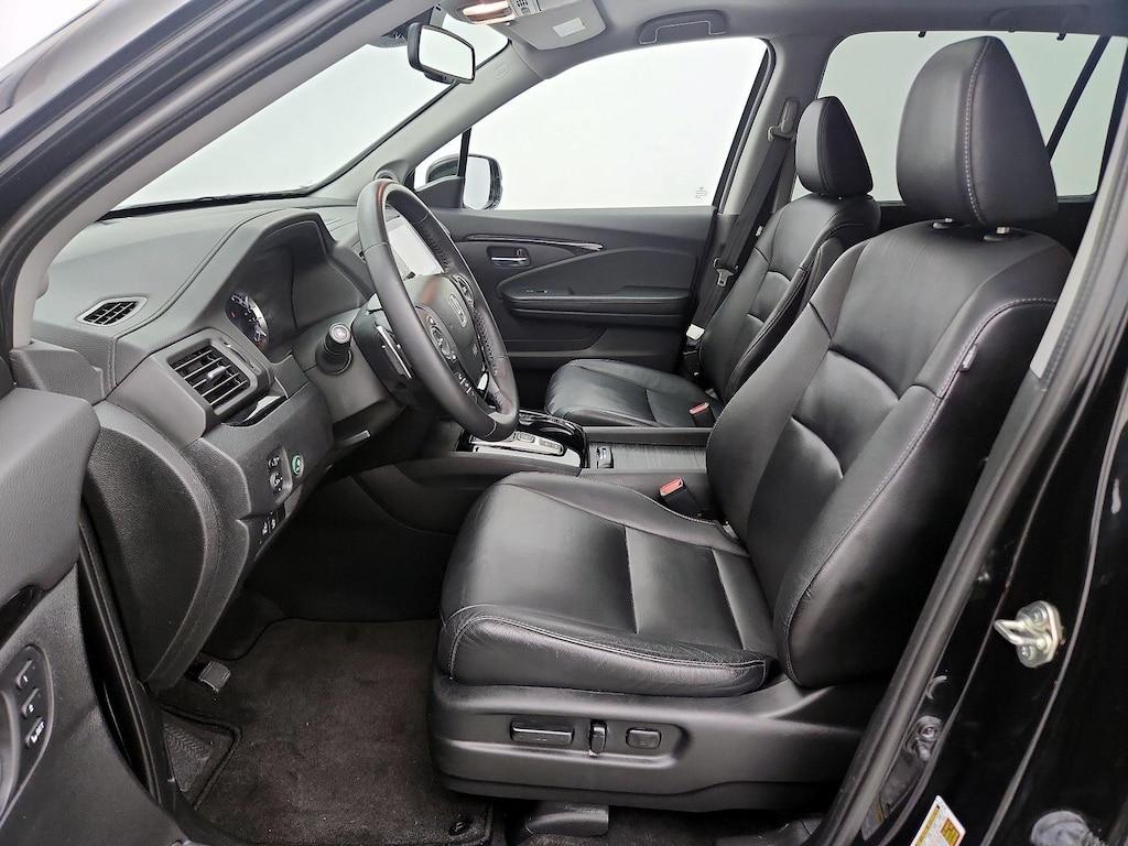 used 2016 Honda Pilot car, priced at $27,998