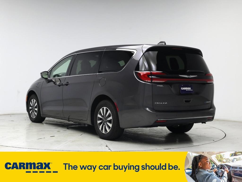used 2022 Chrysler Pacifica Hybrid car, priced at $27,998