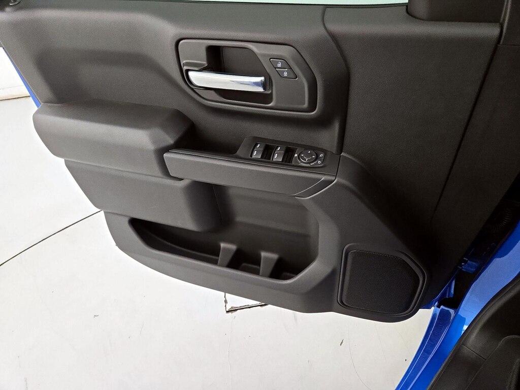 used 2025 Chevrolet Silverado 1500 car, priced at $39,998