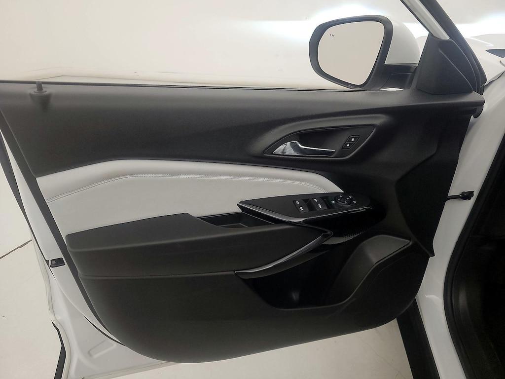 used 2024 Chevrolet Trax car, priced at $23,998