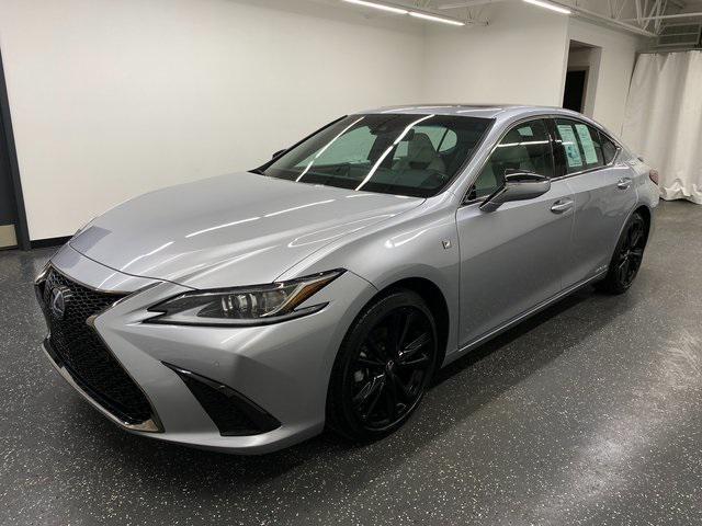 used 2022 Lexus ES 300h car, priced at $39,999