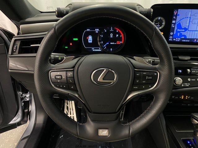 used 2022 Lexus ES 300h car, priced at $39,999