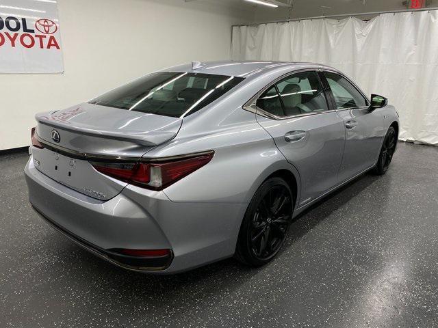 used 2022 Lexus ES 300h car, priced at $39,999