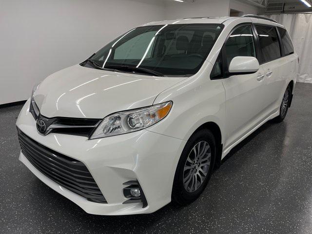 used 2020 Toyota Sienna car, priced at $35,122