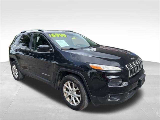 used 2014 Jeep Cherokee car, priced at $6,000