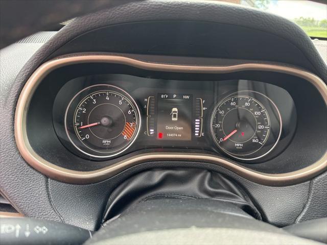 used 2014 Jeep Cherokee car, priced at $6,000