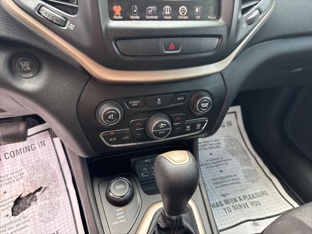 used 2014 Jeep Cherokee car, priced at $6,000
