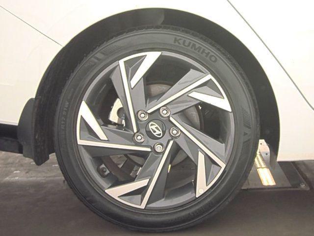 used 2024 Hyundai Elantra car, priced at $19,423